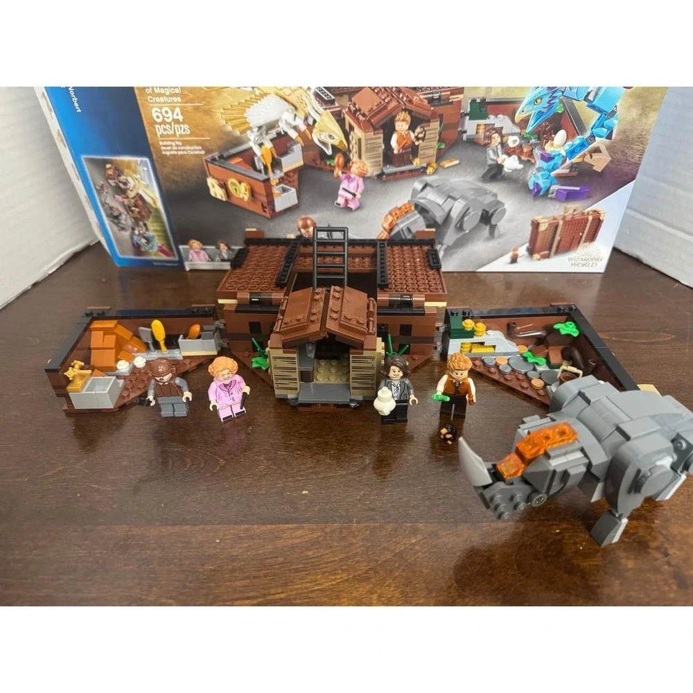 LEGO Harry Potter: Newt's Case of Magical Creatures (75952) Incomplete Set